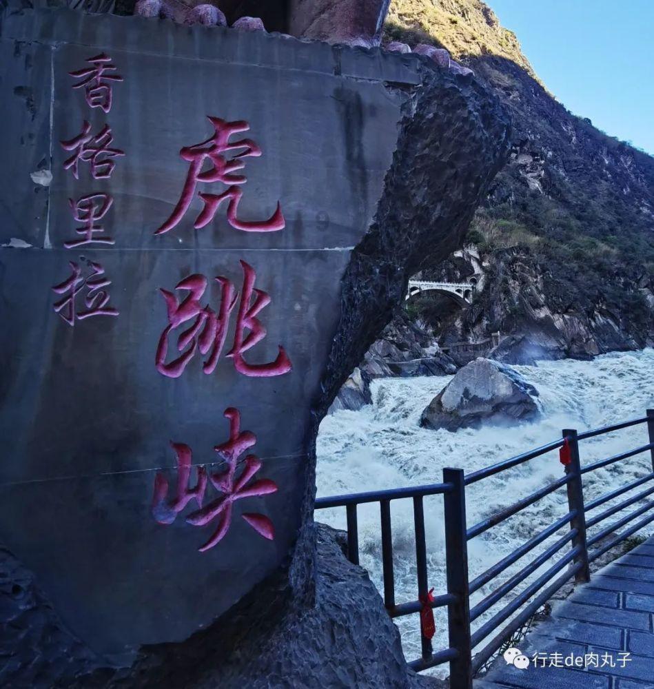 探索在淘宝买了一个麦克风,一年内出现了问题,寄回去的运费我已经付了,卖家说寄来的运费也要我付,这合理吗——你的智慧知识问答之选